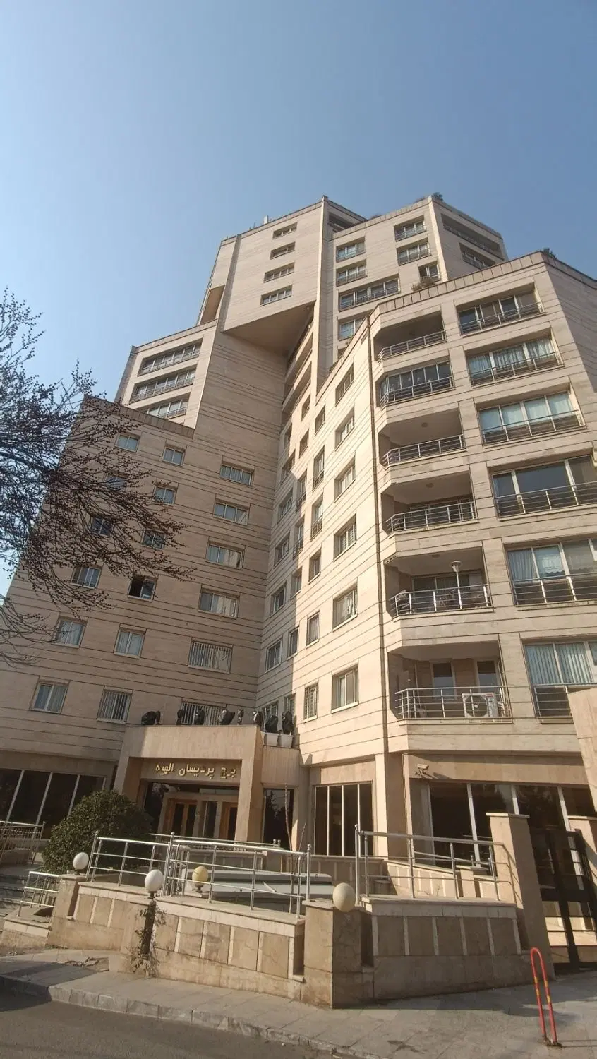 همخونه می خوام