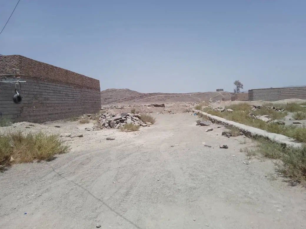 زمین عباس آباد ۲۰۰ متر