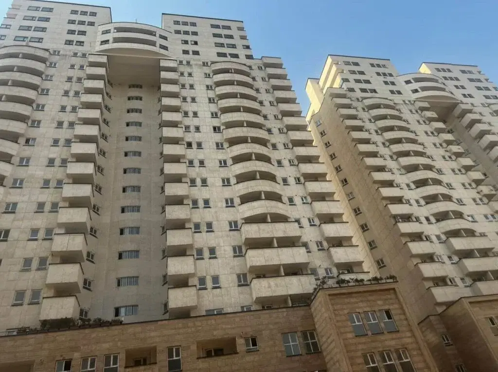 آپارتمان ۱۱۸ متری برج های دوقلو ژیوان