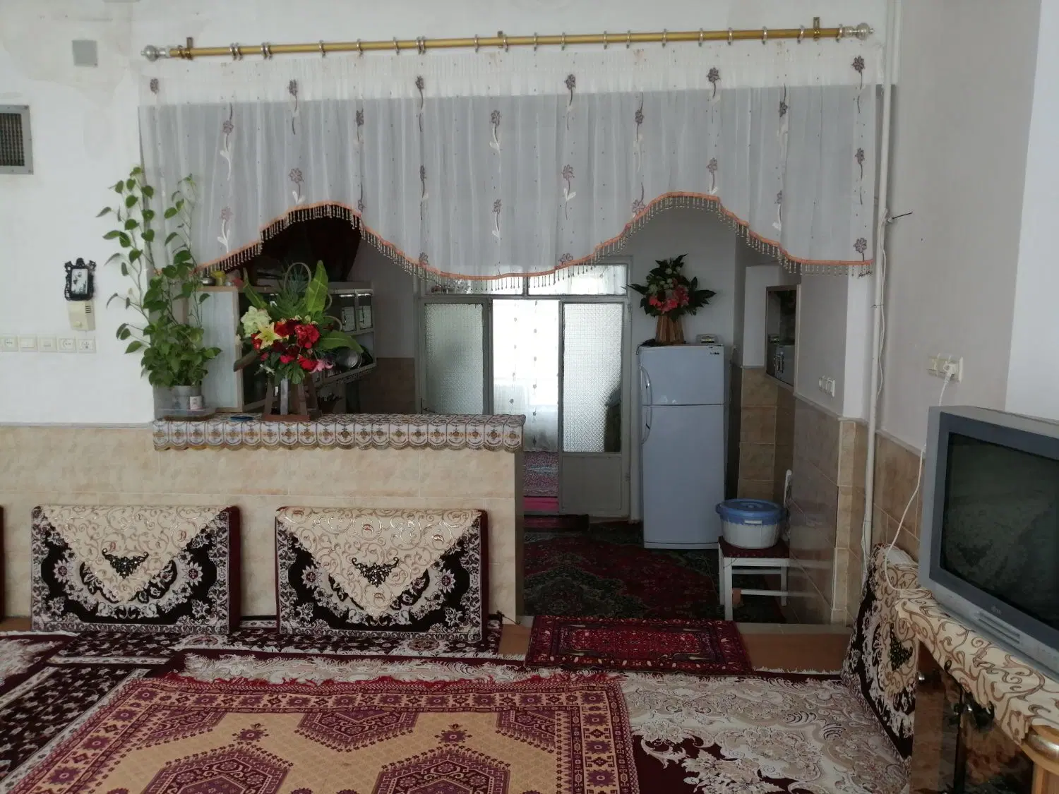 فروش یا معاوضه ویلایی دوطبقه با مغازه تجاری