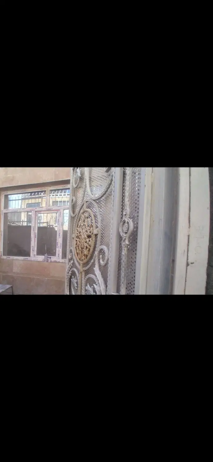 خانه ویلایی دربست حیاط دار