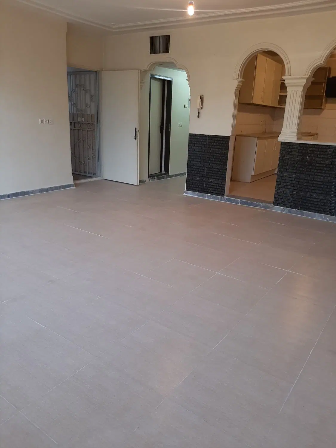 خانه ویلایی ۹۵ متری دوخواب