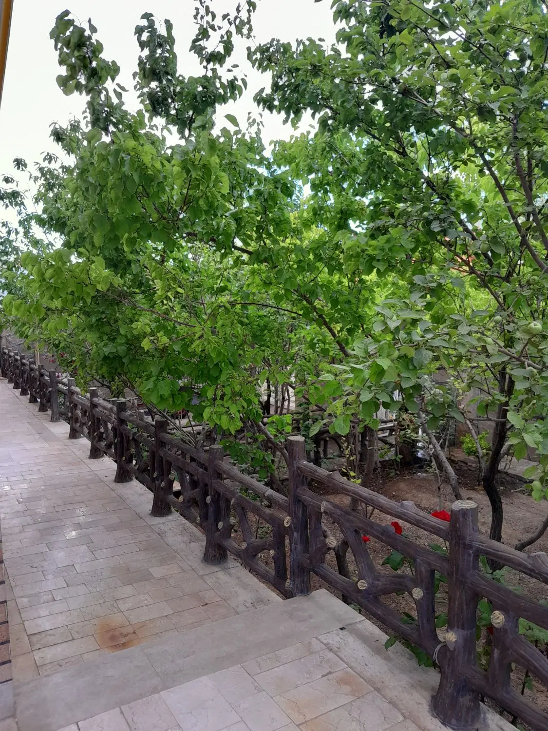 رهن کامل * ویلا ۳۰۰مترمربع* نوساز * روستای دستگرد