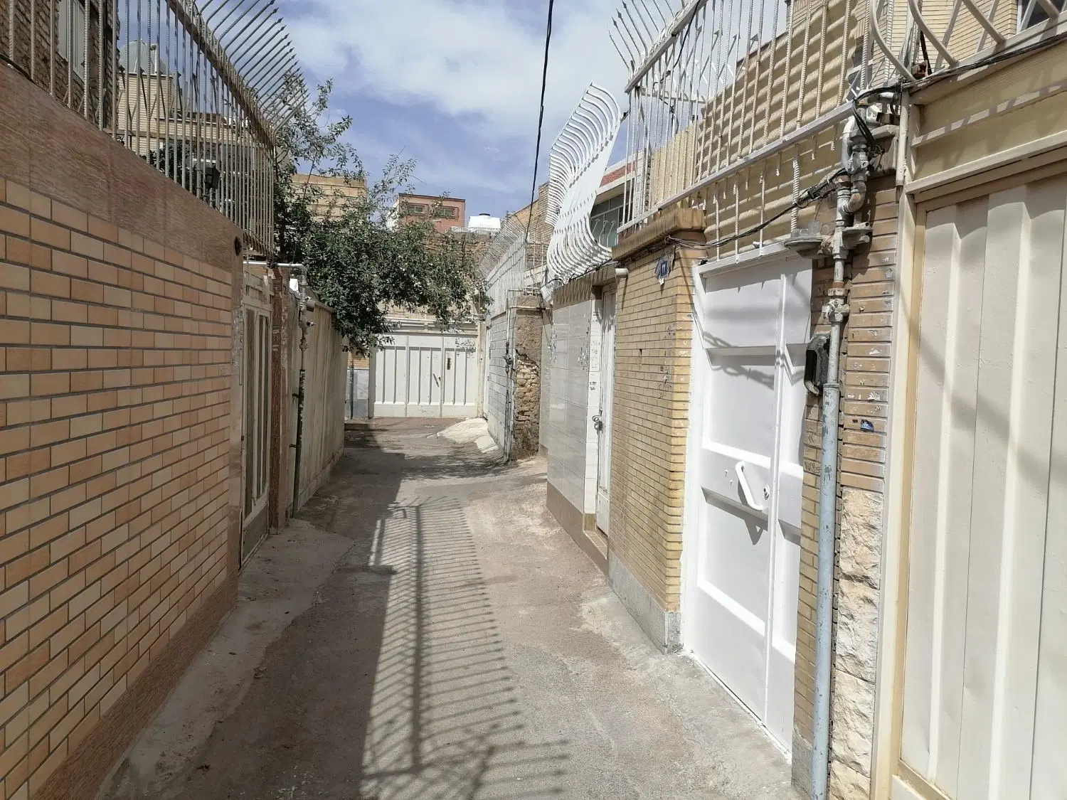 خانه ویلایی. دربست. بازسازی شده. تمیز