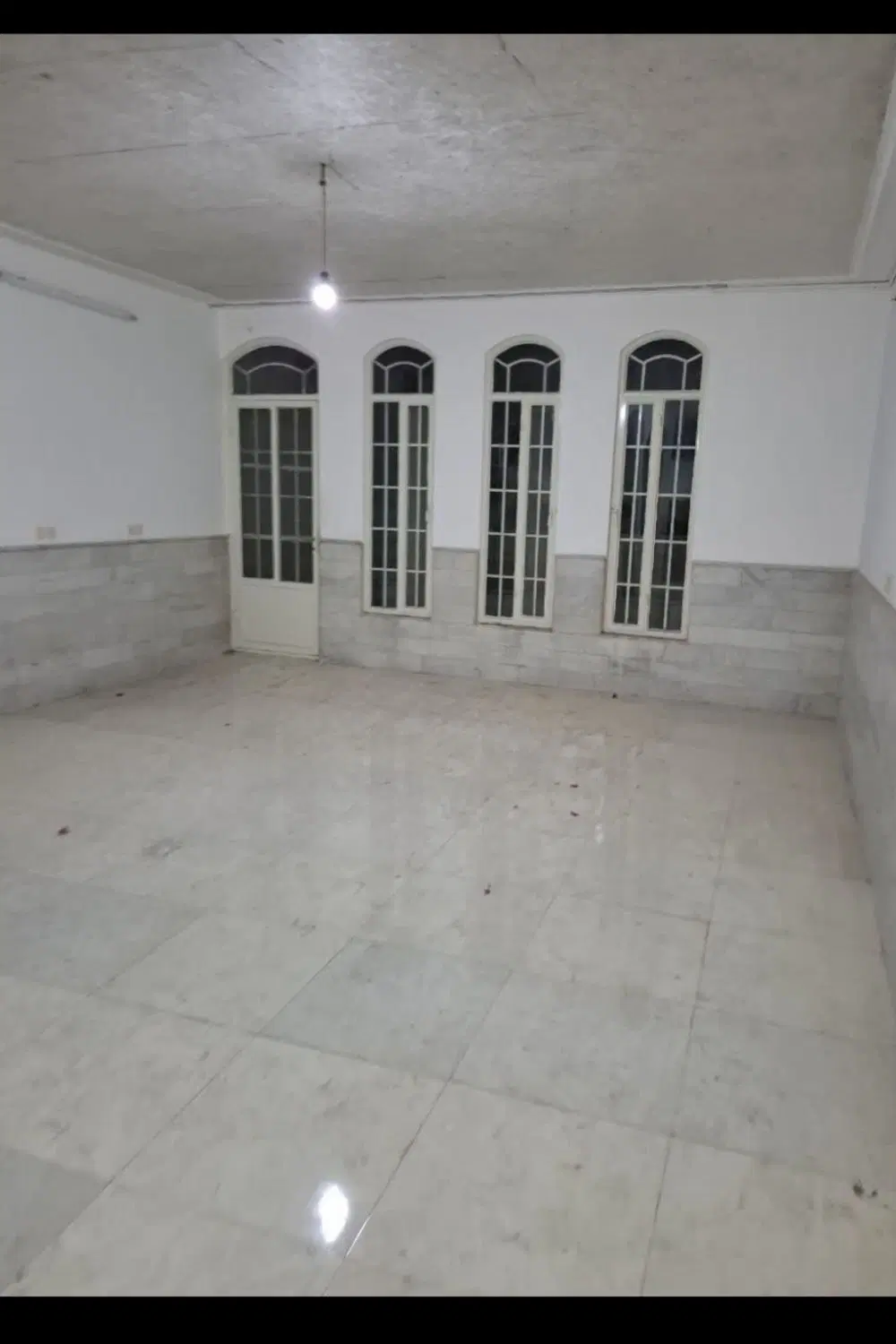زیرزمین اجاره ای تمیز