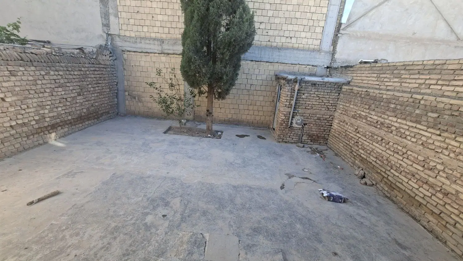 ملک کلنگی نیایش