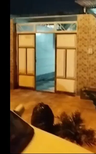 خونه منزل ۵ خواب ۲۴۰ متری سند دار خودیاری