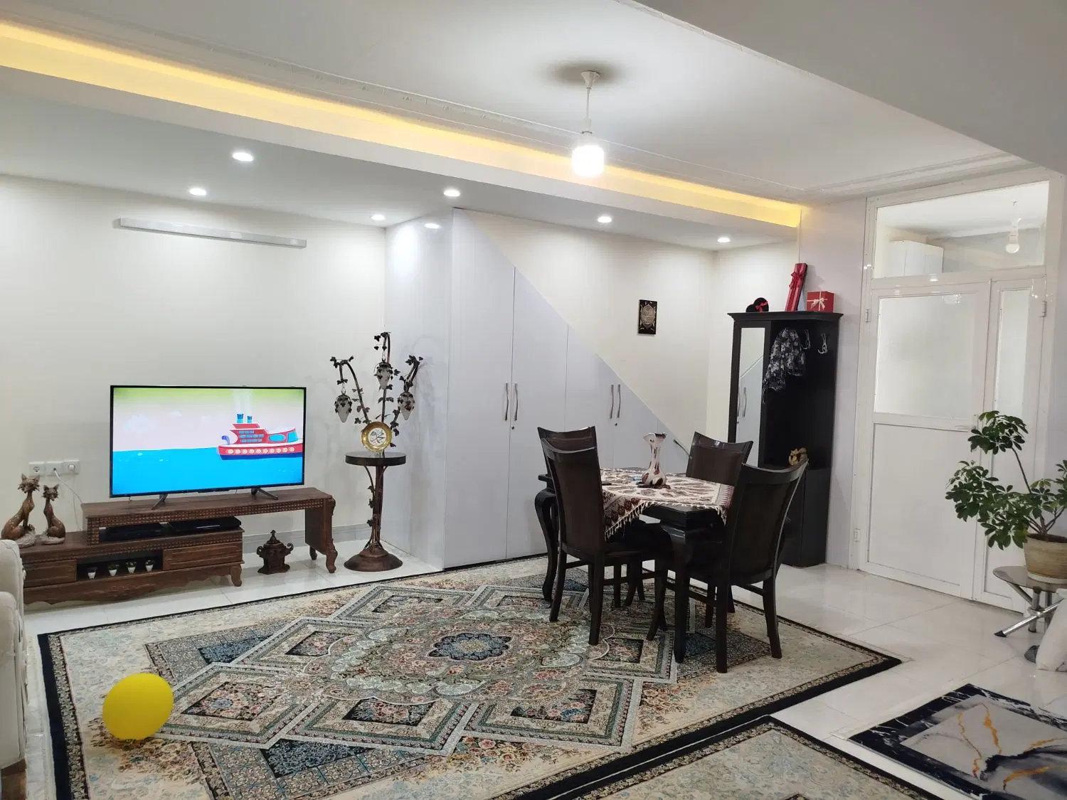 منزل ویلایی دو طبقه