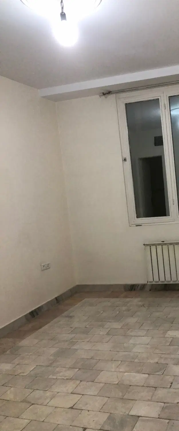 مغازه   فروش مغازه  ۶۰  متری