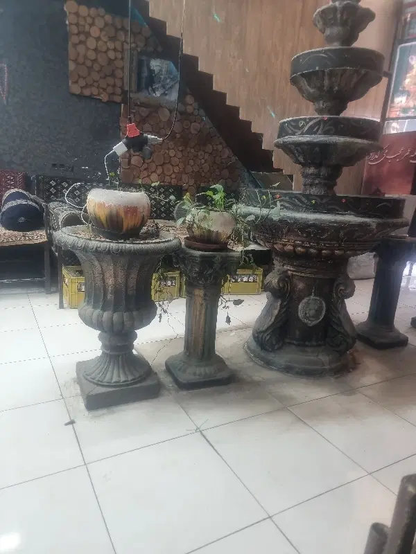 جای تک میدان تربار