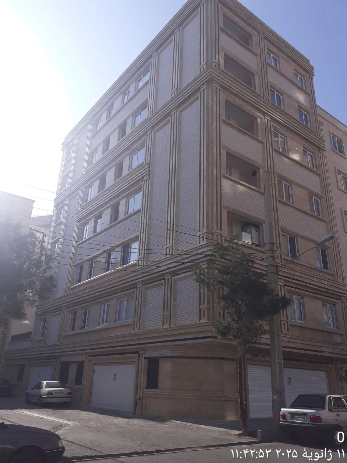 فروش آپارتمان باغ فردوس سمنان سال ساخت ۱۴۰۳
