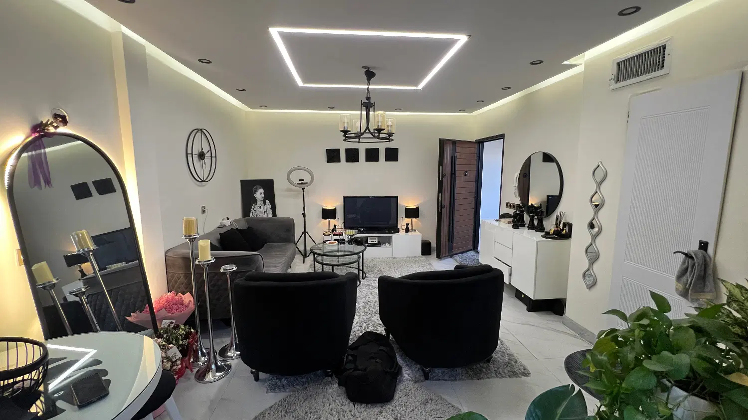 آپارتمان خانه واحد فروش ۴۲ متری تک خواب