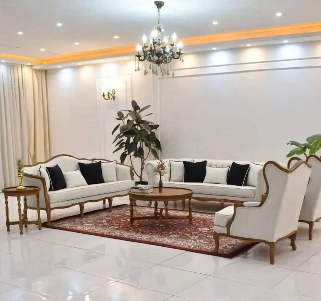 دفتر لوکس بر نیاوران
