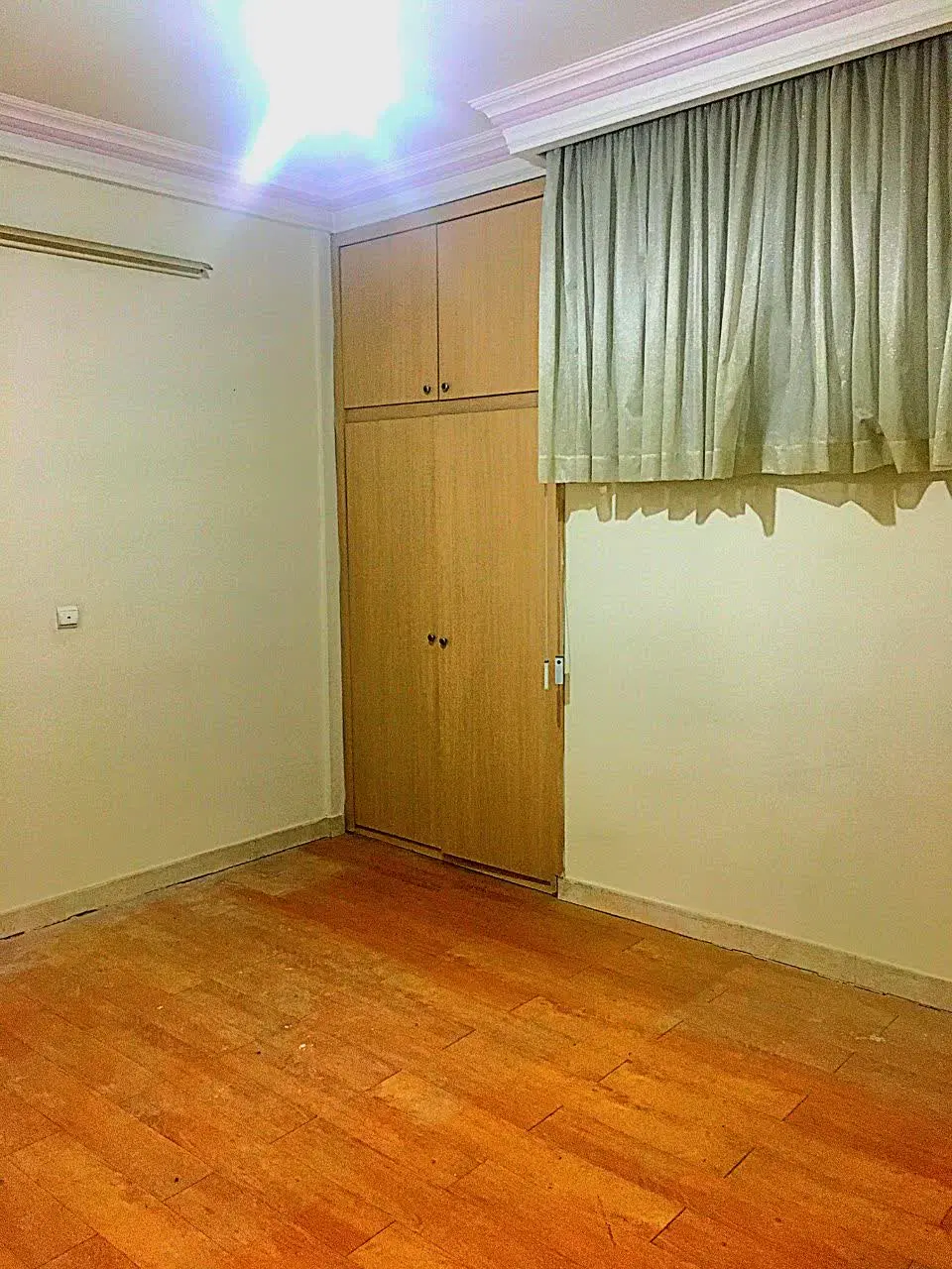 آپارتمان ۹۰متری کامیاب ۱۷