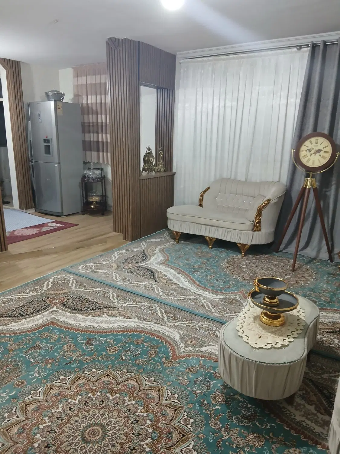آپارتمان حسین باشی سندملکی