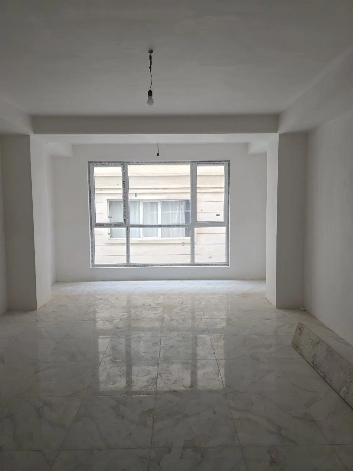 آپارتمان ۱۱۰متری پارکینگ اختصاصی گندم ۳...سران