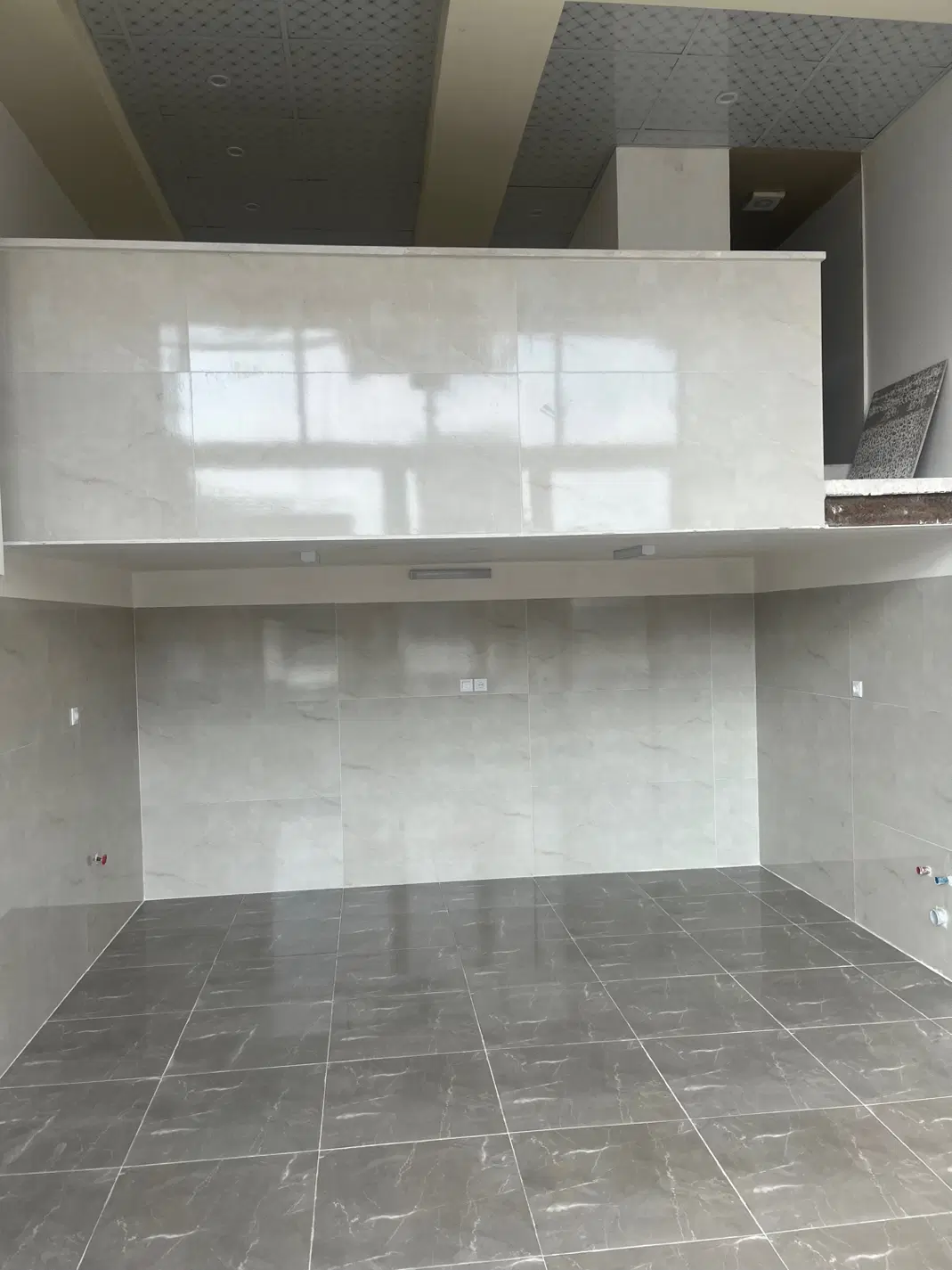 اجاره مغازه واقع شیخ شلتوت داخل کاراژ آذربایجان