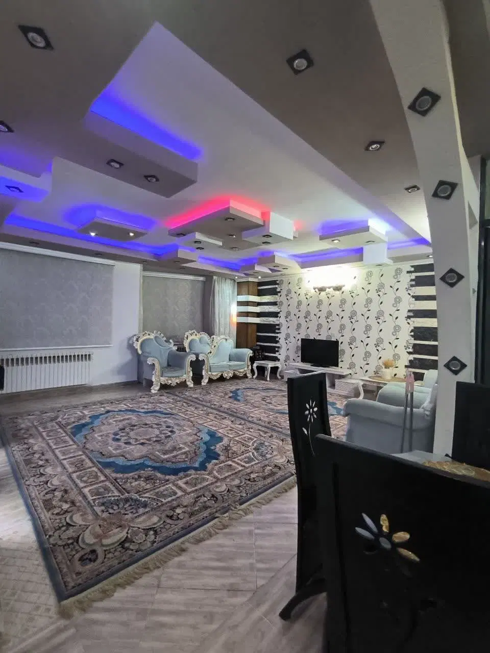 فروش یک واحد آپارتمان