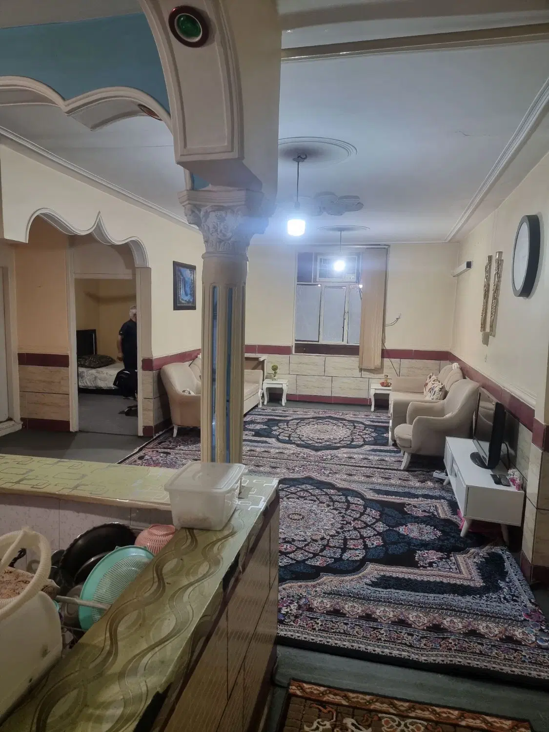 سوئیت مبله پانصد دستگاه مستقیم طبقه اول