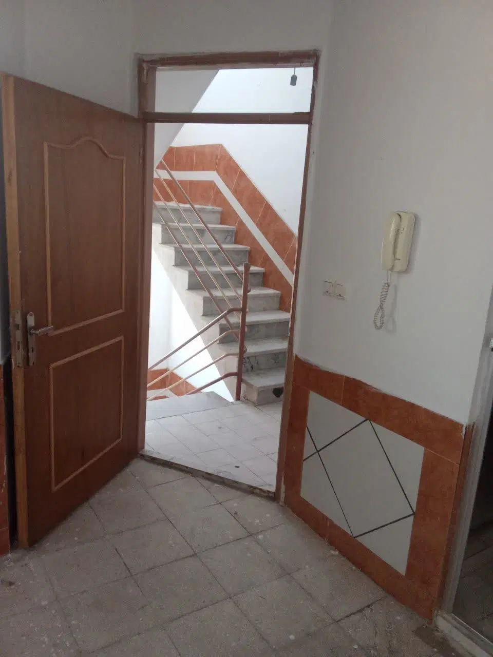 یه واحد استیجاری واقع در راهنمایی 26