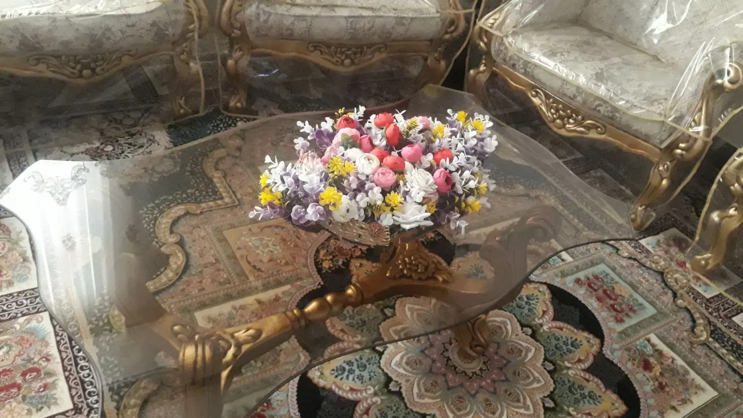 نیاز به هم خانه خانم