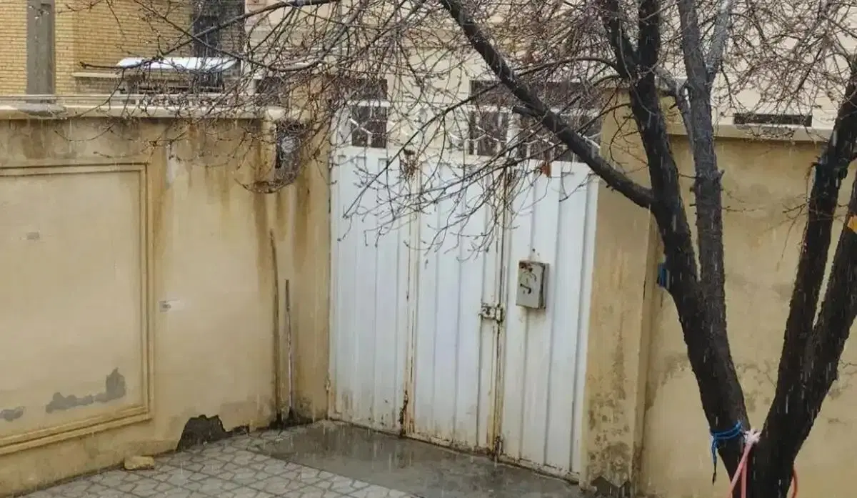 ویلایی ۲۴۰متر طالقانی