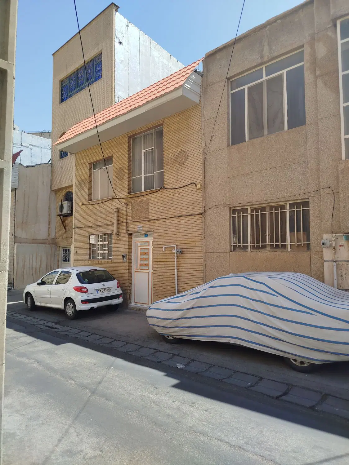 فروش دوعددمنزل ویلایی کنارهم نبی اکرم کوچه پهن