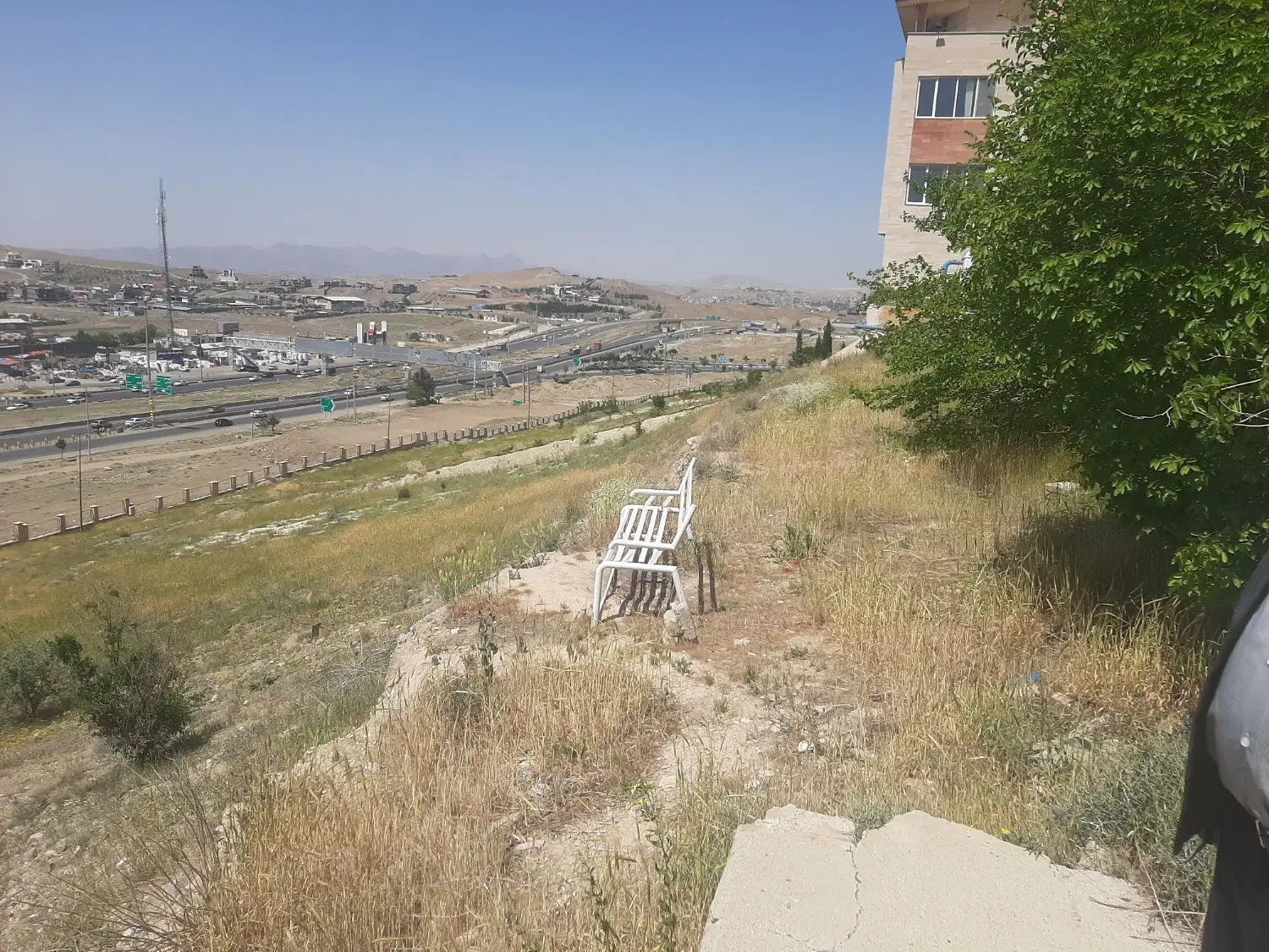 زمین ضلع شمالی فرودگاه امام خمینی