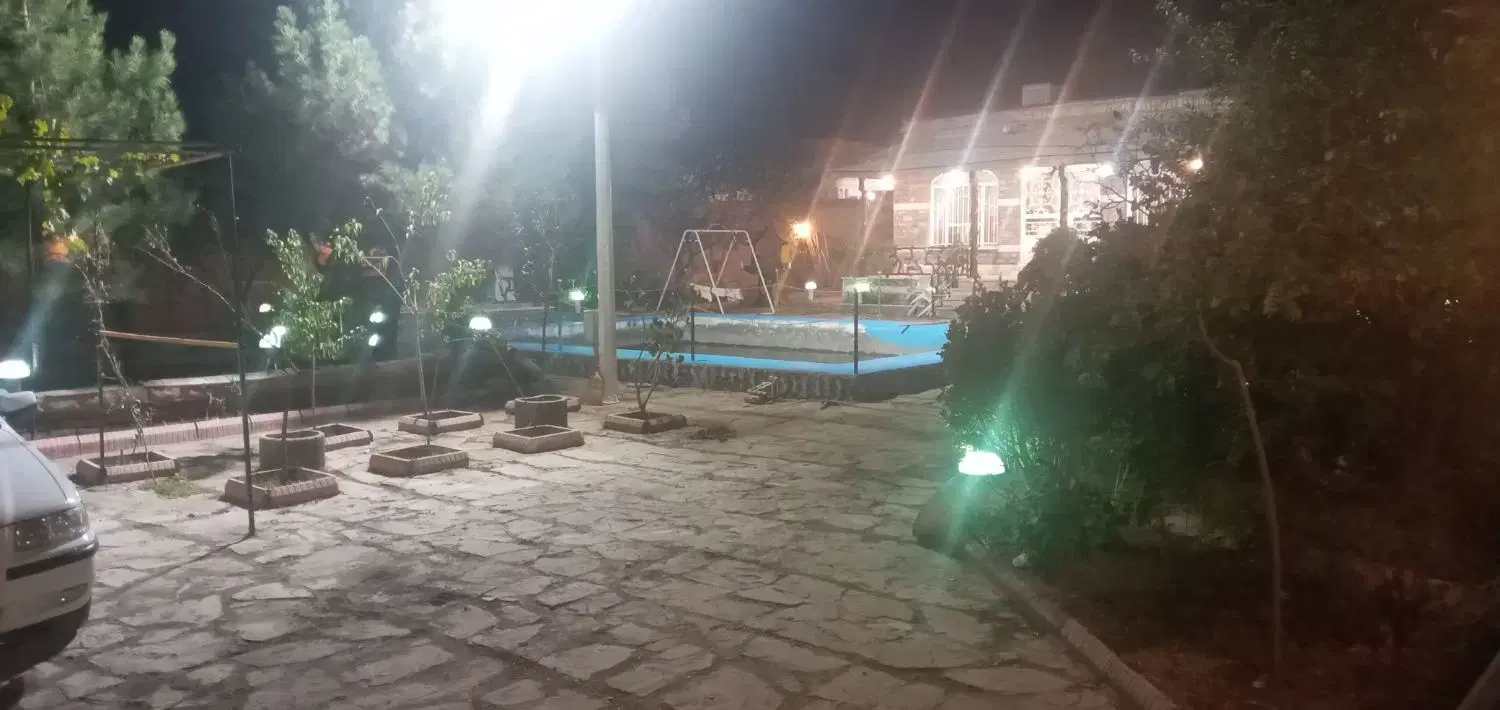 اجاره روزانه ویلا ۱۵۰۰ متر شاندیز