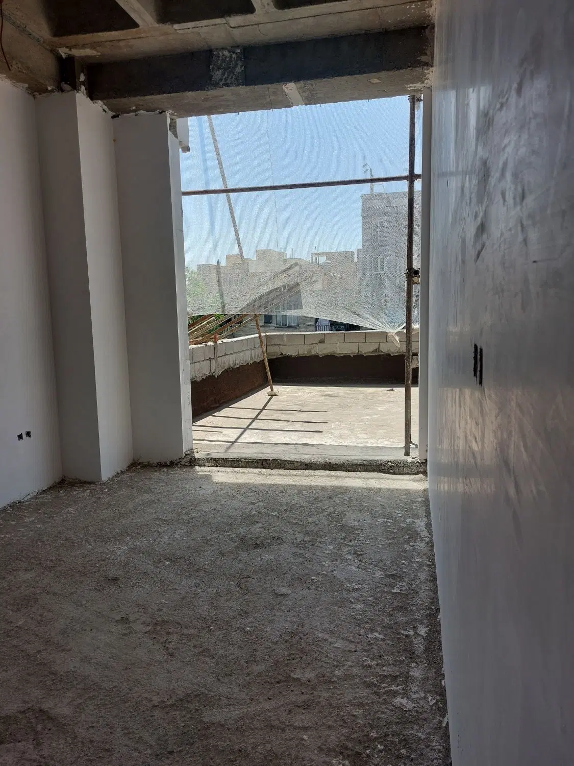 آپارتمان ۸۰ و ۶۰ متری دو خوابه فول