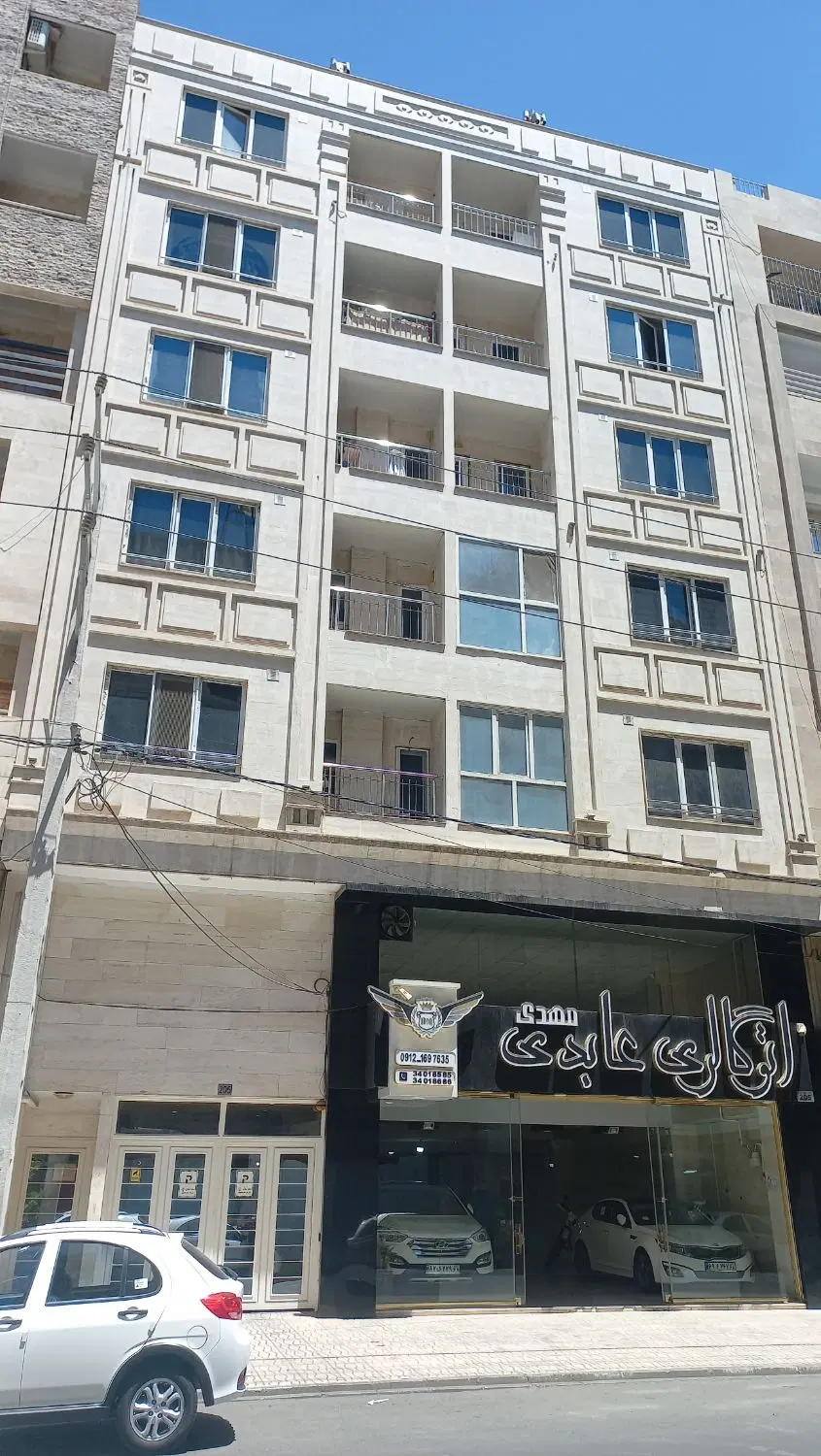 آپارتمان ۱۶۵ متر ۳ خواب خ داریوش