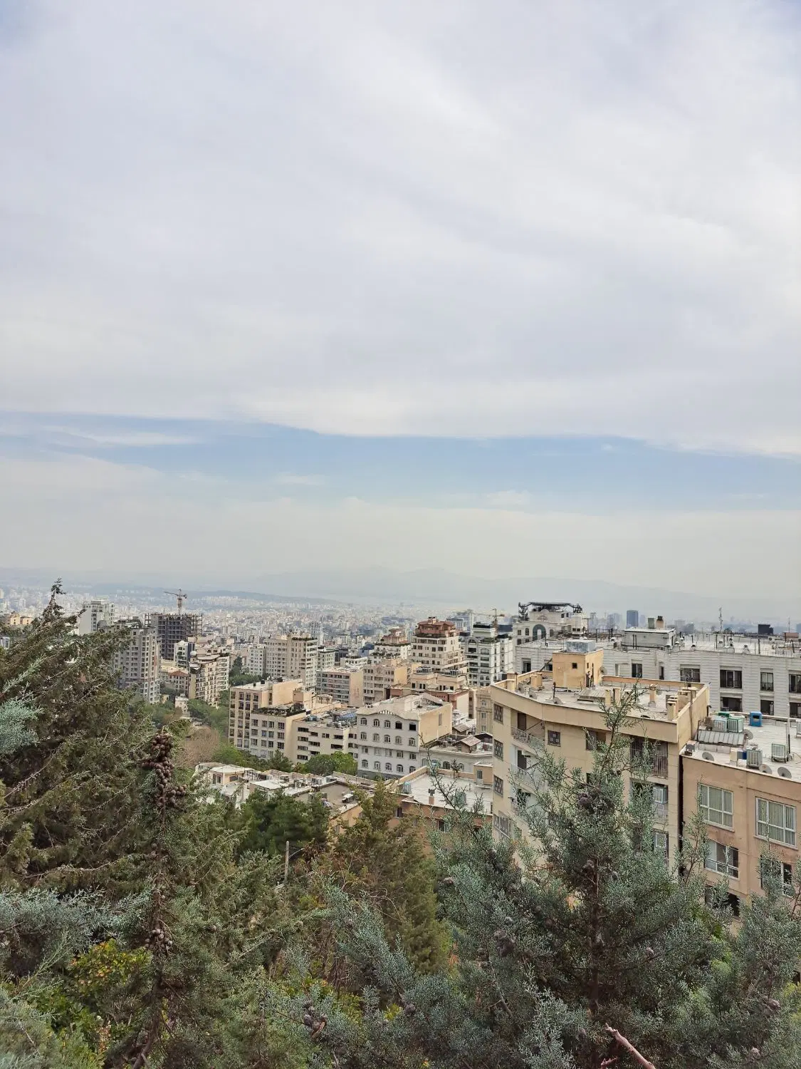 خانه کلنگی با ۴۵۰ متر زمین
