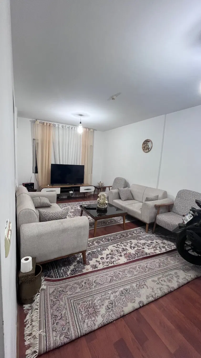فروش واحد ۲ خواب فول خیلی تمیز کوزو ۵