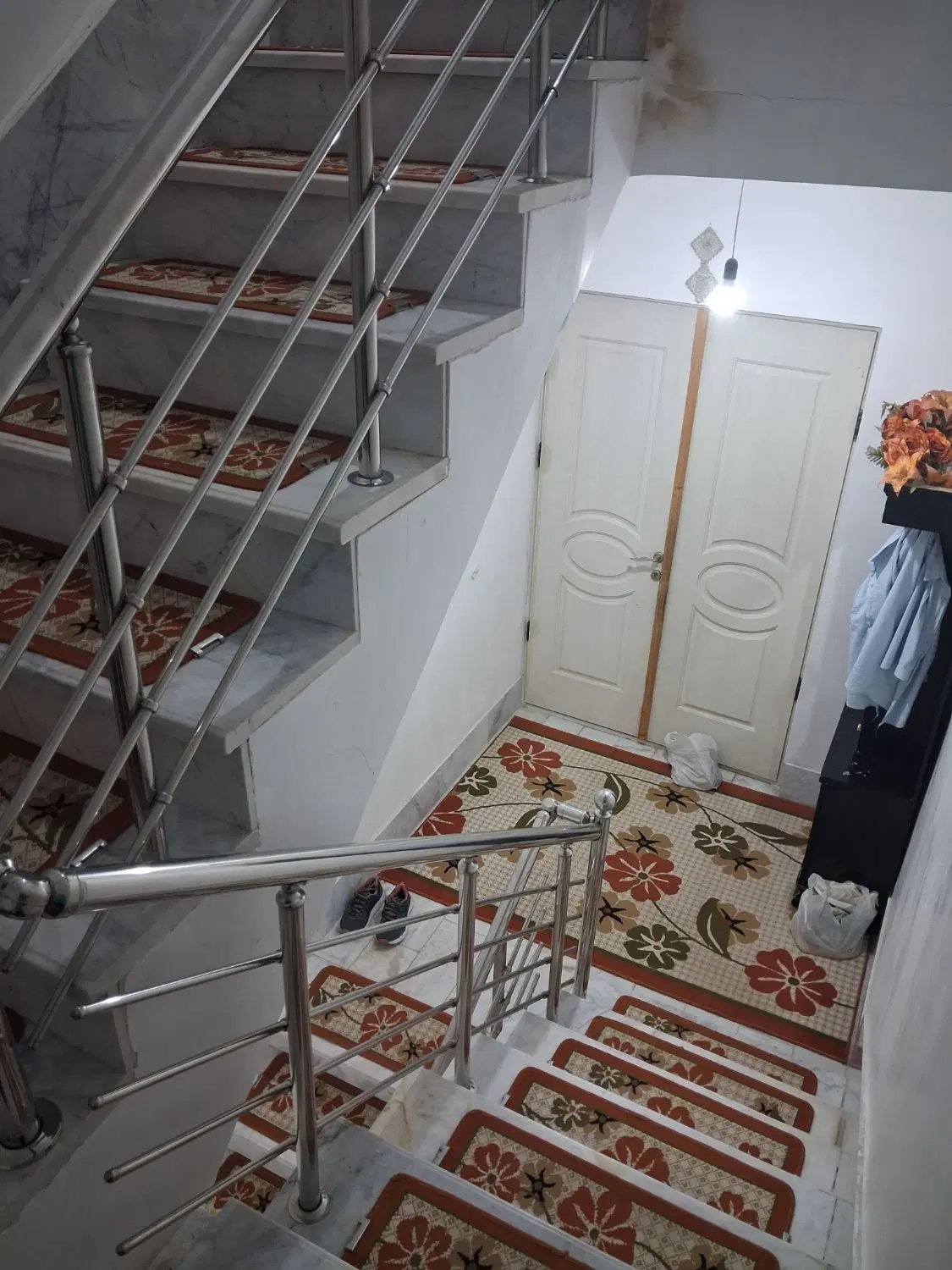 فروش ملک تجاری دار