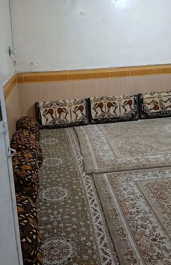 منزل پشت قواره