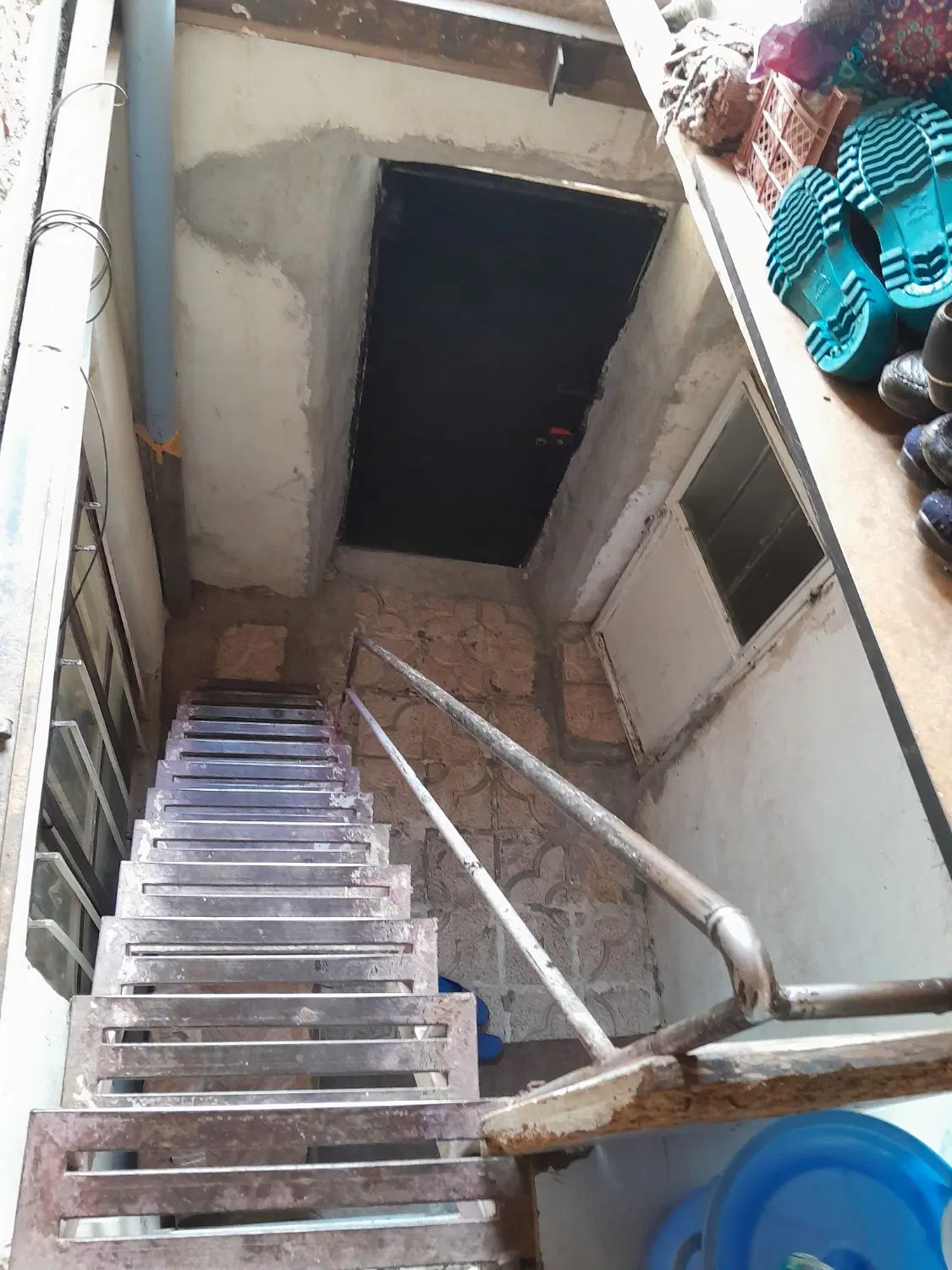 خانه 100متر قربانی