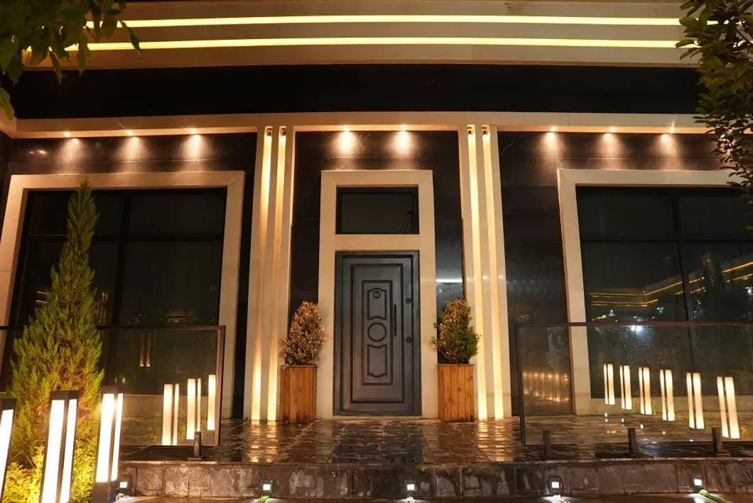 فروش ویلا فول امکانات در چهارباغ