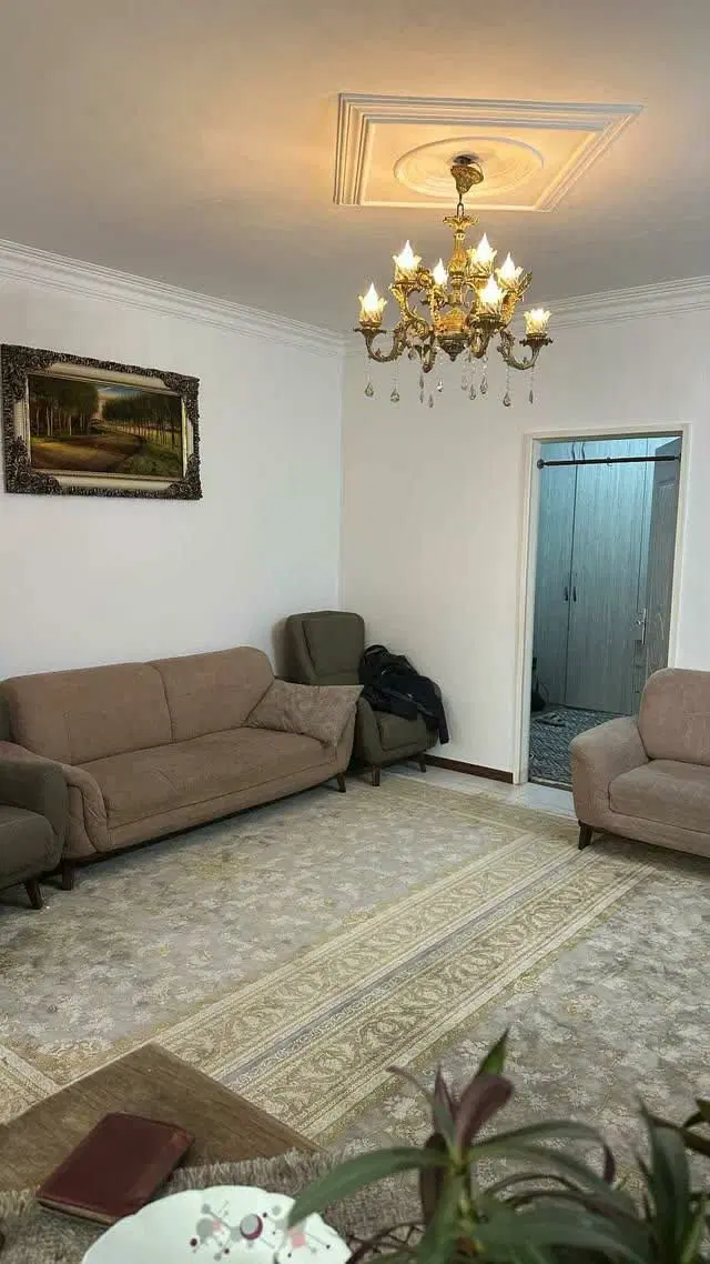 آپارتمان اندیشه مشکینی ۷۰ متری با پارکینگ