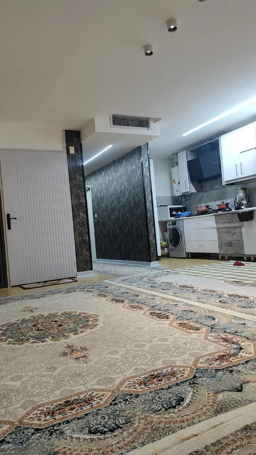 فروش آپارتمان 120متری پلاک سوم خیابان اصلی
