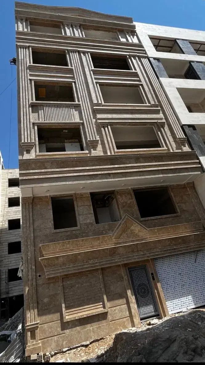 آپارتمان ۱۲۰متری روب نما یاسر دو خوش نقشه...سران