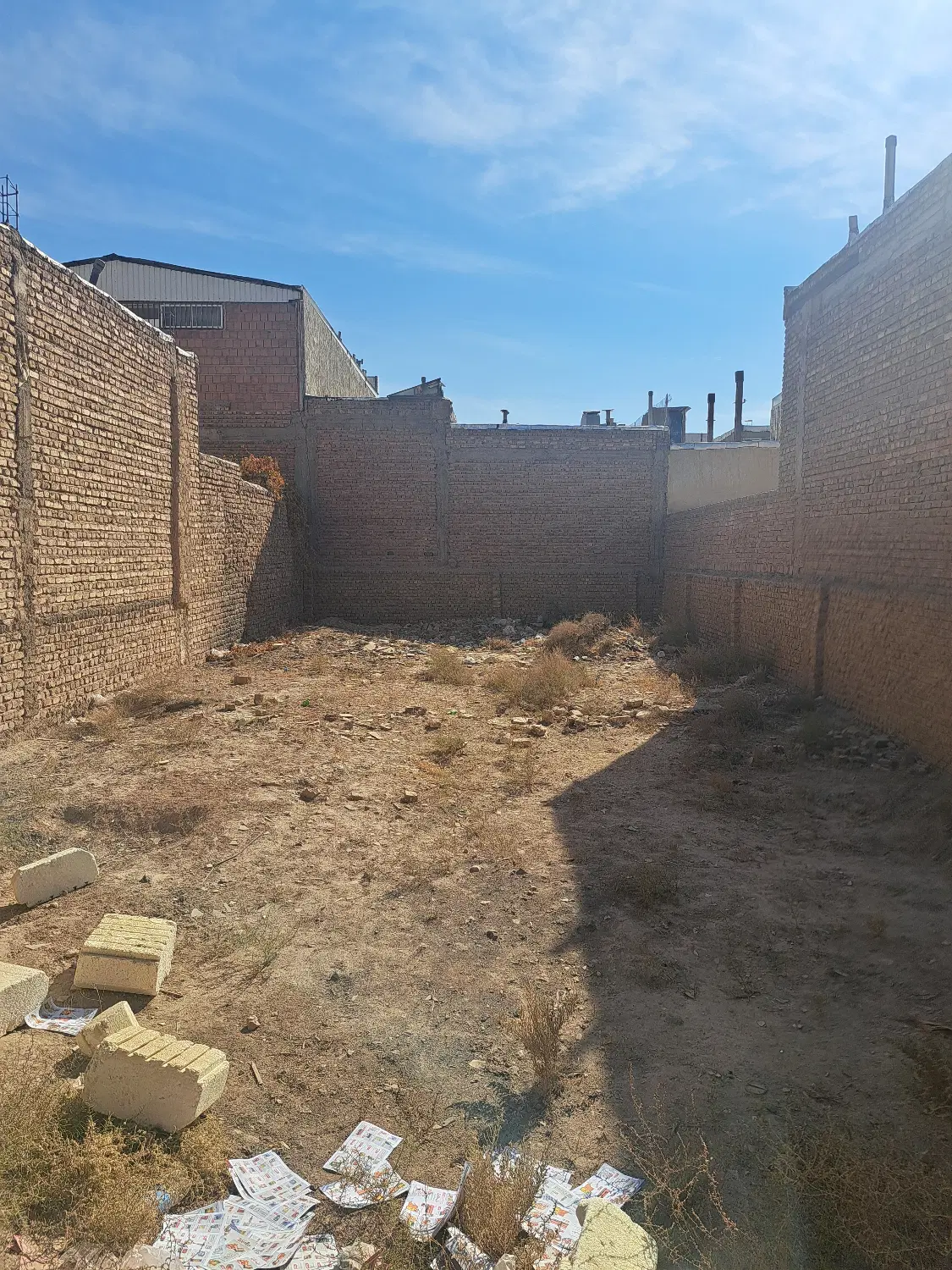 اجاره زمین حصار کشی شده در  با موقعیت عالی