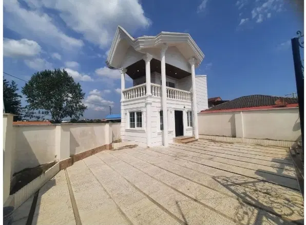 خانه ویلایی نوسازسه خوابه ۱۸۰ مترزمین و۱۵۰ متر بنا