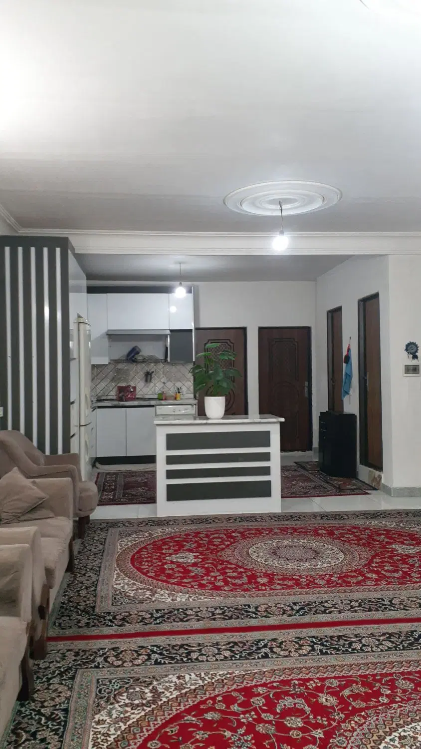 خانه ویلای دوطبقه  قیمت توافقی