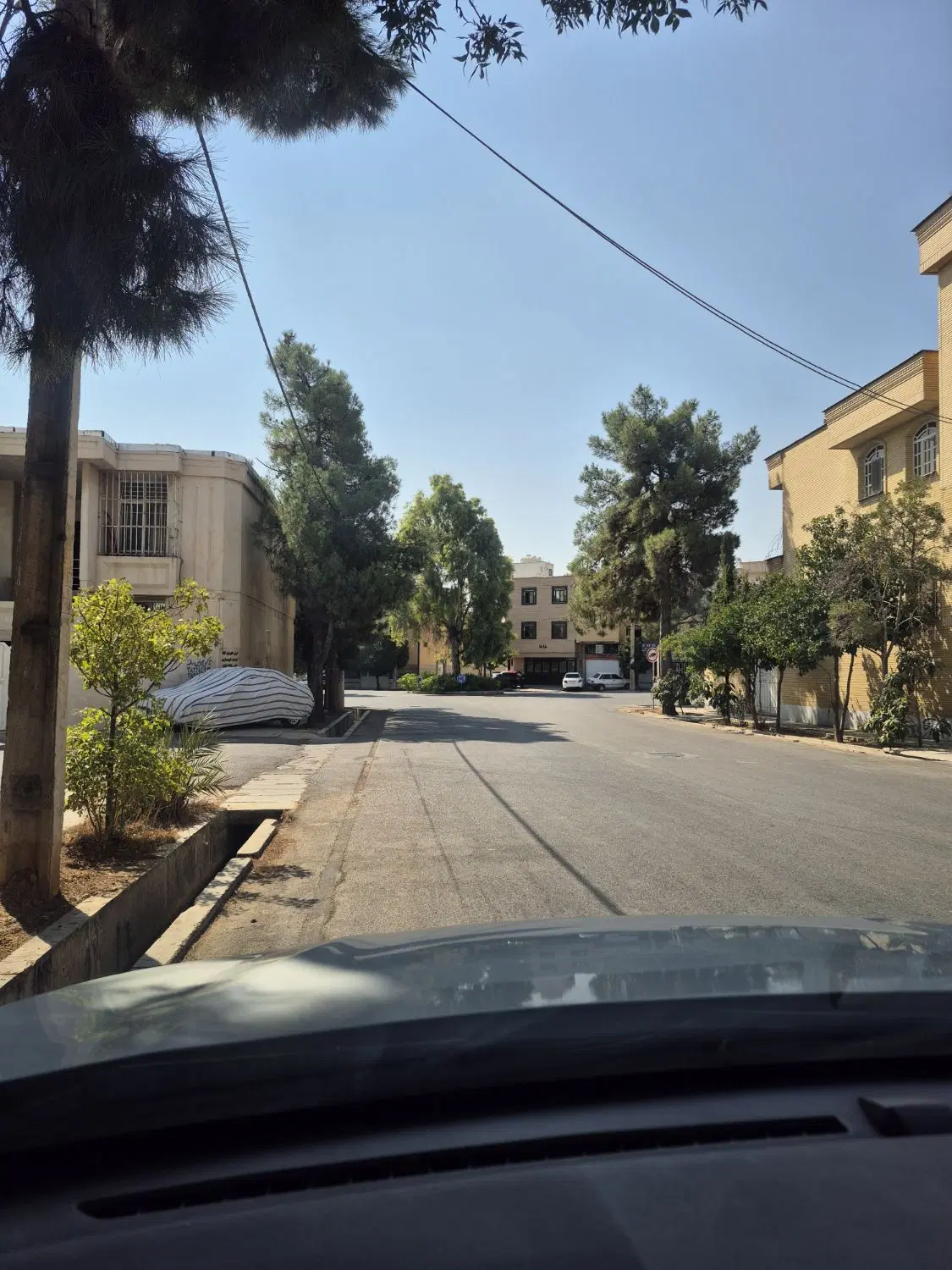 خریدار واقعی زمین در گلچین غربی جستجوی مالکین