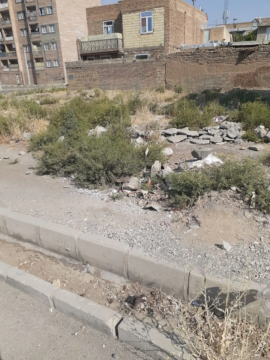 زمین مسکونی فروشی