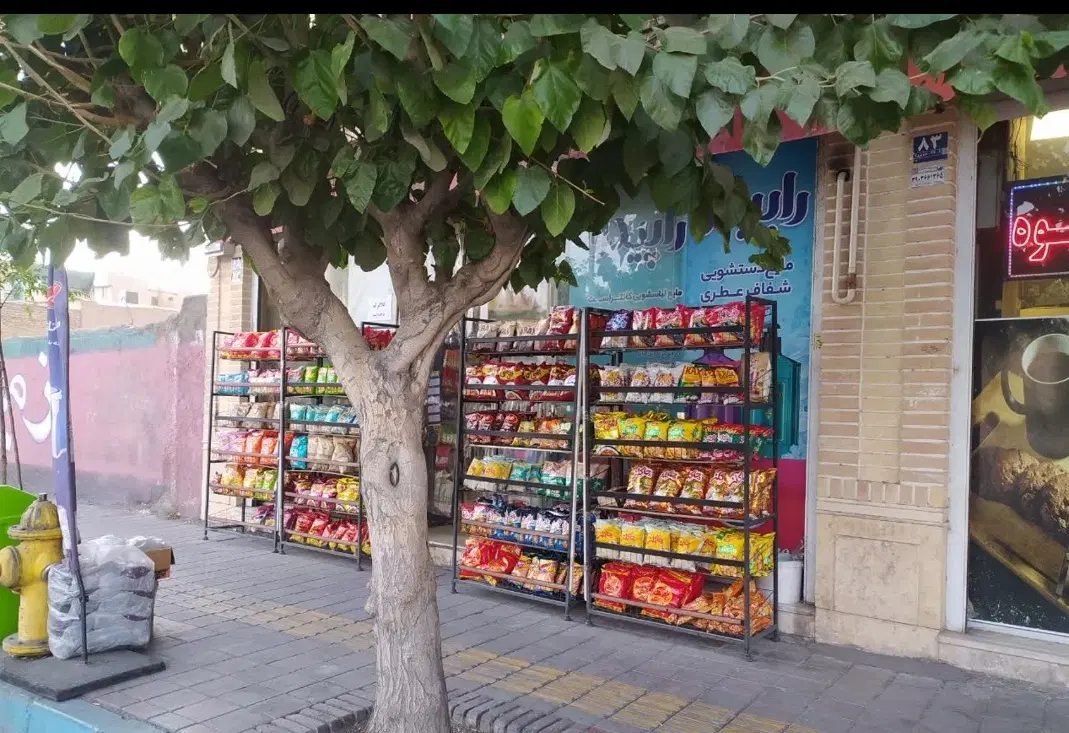 مغازه 65متر همکف+214متر زیر زمین انبارتجاری