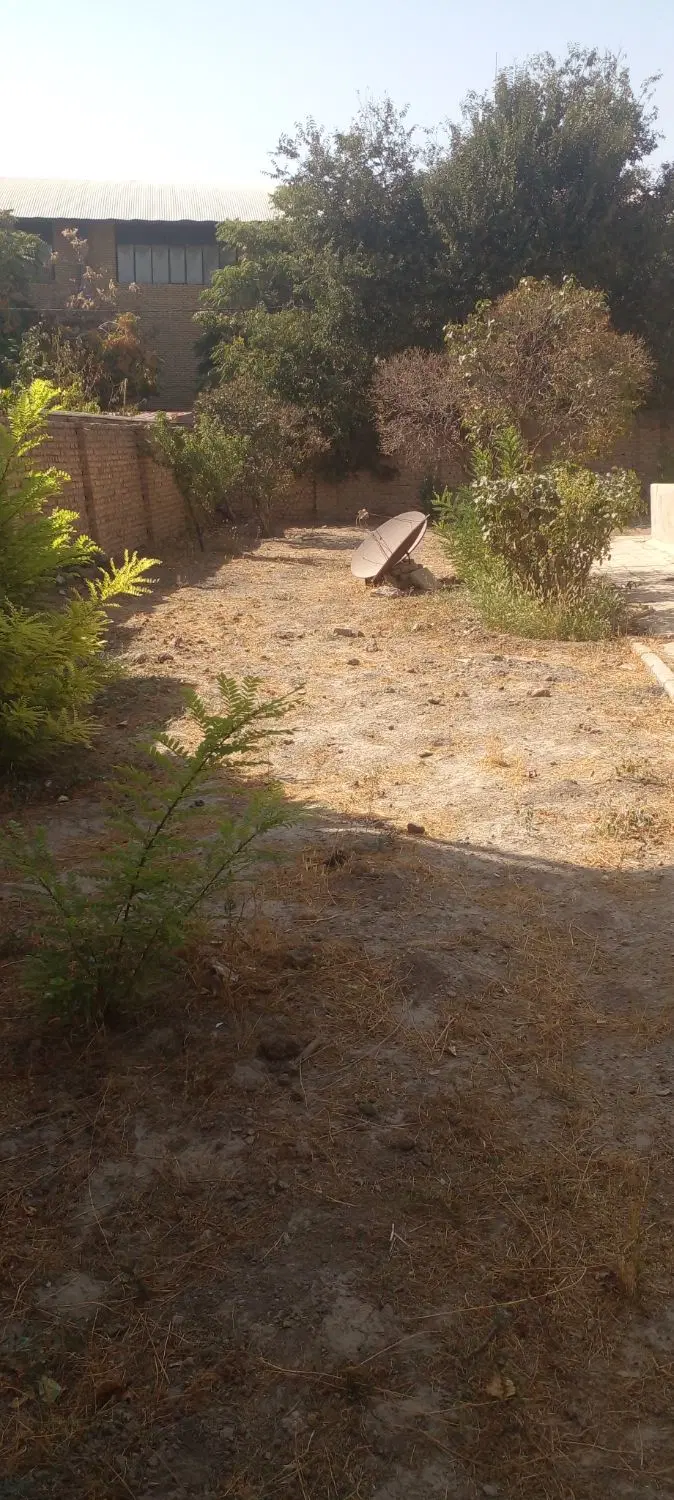 زمین مسکونی