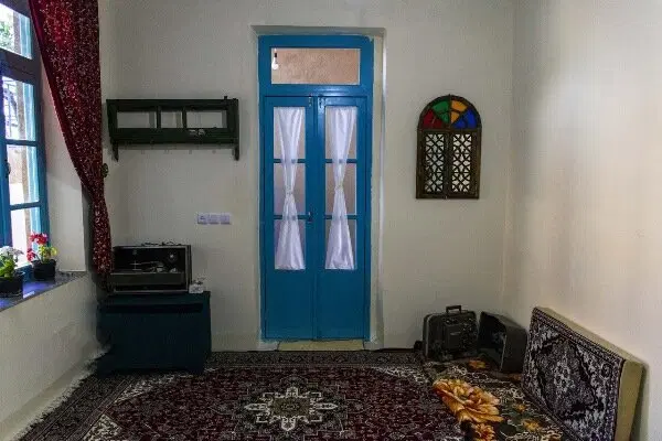 همخانه همخونه
