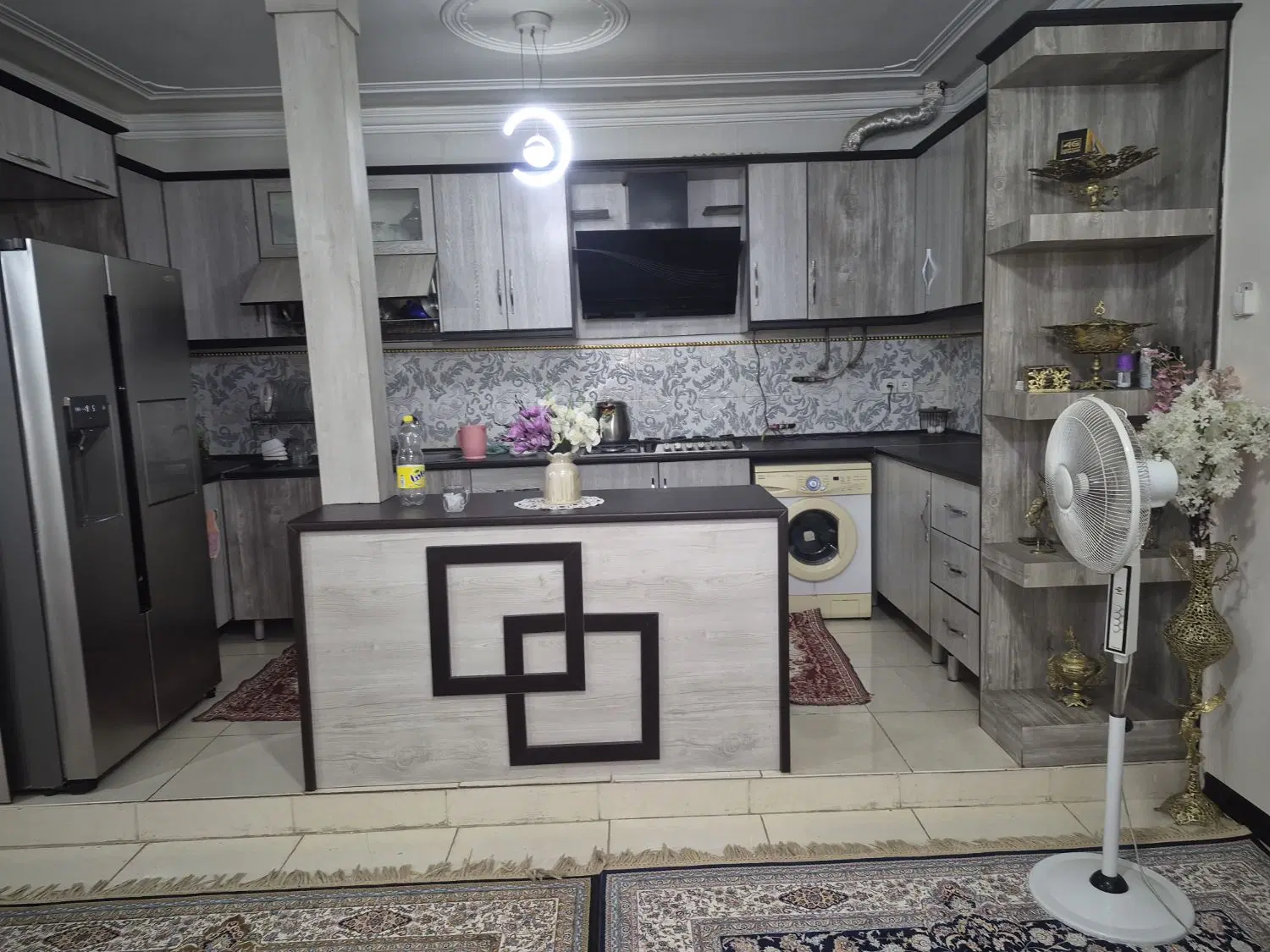 خانه ۳طبقه میان اباد شهرک امام حسین
