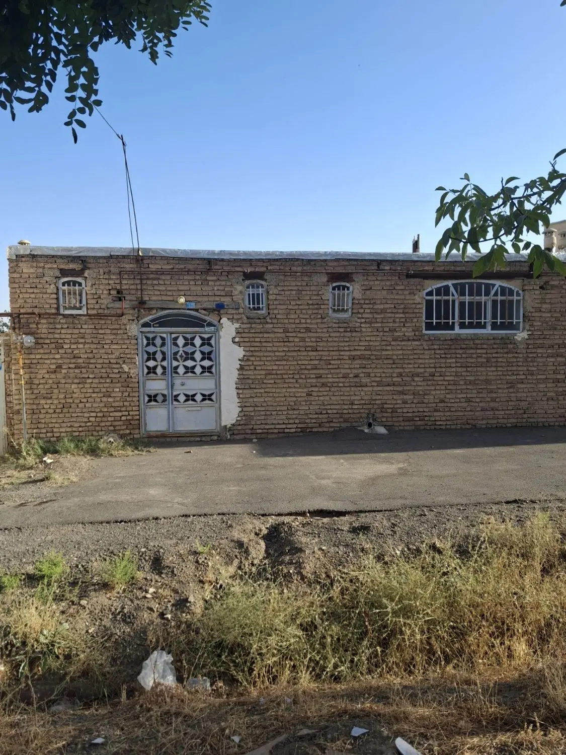 فروش ساختمان ویلایی شهر خامنه (شبستر ،تبریز)